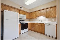 3633 Pheasant Lane Unit 6, Waterloo IA 50701