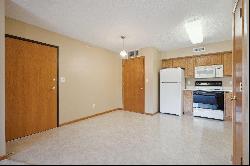 3633 Pheasant Lane Unit 6, Waterloo IA 50701