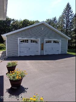 20 North Road, East Greenbush NY 12180