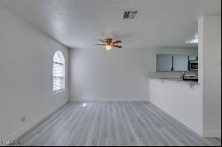 1800 Edmond Street #117, Las Vegas NV 89146