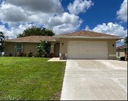 4306 Garden Boulevard, Cape Coral FL 33909