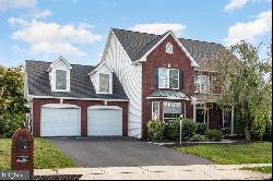 4983 Saddlebrook Drive, Harrisburg PA 17112