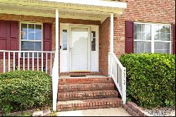 2802 Scaleboard Circle, Chesapeake VA 23323