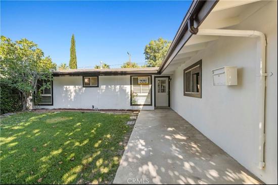 27416 Dewdrop Avenue, Canyon Country CA 91351