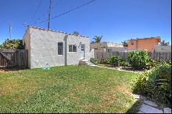 495 S Catalina Street, Ventura CA 93001