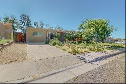 1026 Dorothy Street NE, Albuquerque NM 87112