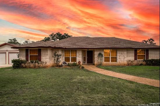 134 Bobbie Lynn, Harper TX 78631