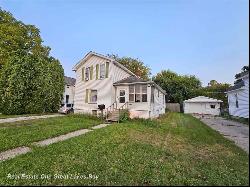 422 N Woodbridge Street, Saginaw MI 48602