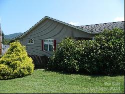 203 Summerfield Court NE, Lenoir NC 28645