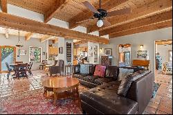 4 Camerada Road, Santa Fe NM 87508