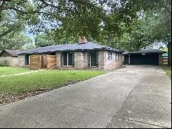 5108 Longshadow Drive, Dickinson TX 77539