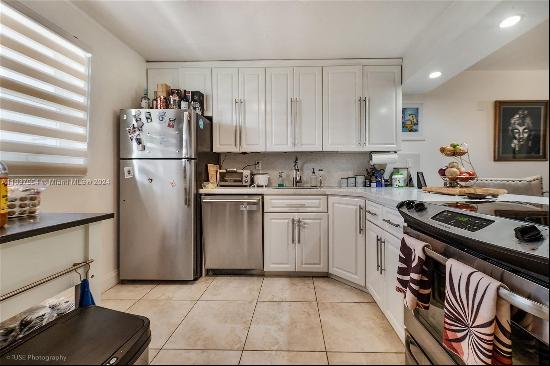 4600 SW 67th Ave Unit 103, Miami FL 33155