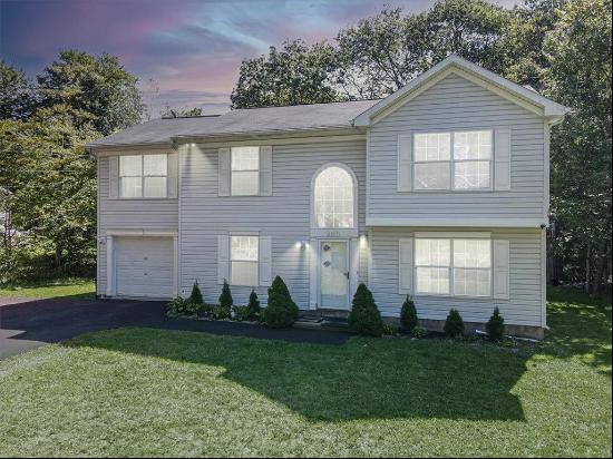 6129 Cumberland Road, Coolbaugh Twp PA 18466