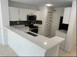 1401 Bay Rd Unit 206, Miami Beach FL 33139