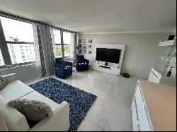 2899 Collins Ave Unit 1610, Miami Beach FL 33140