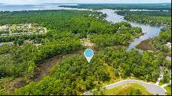 95 Redfish Point, Freeport FL 32439