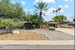 5838 E Cochise Road, Paradise Valley AZ 85253