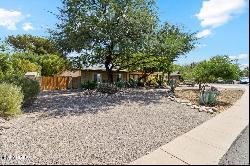 5838 E Cochise Road, Paradise Valley AZ 85253