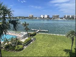 19800 Sandpointe Bay Drive #411, Jupiter FL 33469