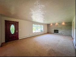 115 Grohman Rd, Summit Twp - But PA 16002