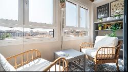 Spacious flat for sale with views over the rooftops at the Plaza, Palma de Mallorca 07002