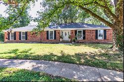 800 Phaeton Drive, Manchester MO 63021