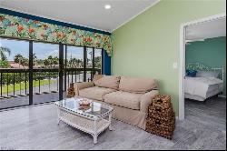 46 Manor TER #8-209, Marco Island FL 34145