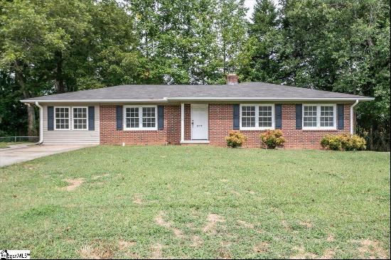 207 Forest Drive, Easley SC 29642