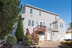 22 Cove Street, Onset MA 02558