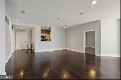 201 N 8th Street Unit 808, Philadelphia PA 19106