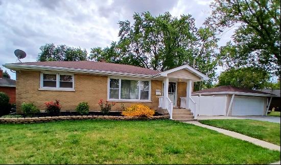 16604 Holland Avenue, South Holland IL 60473