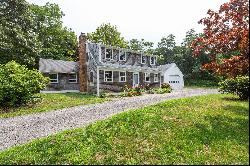 9 S Highland Road, Truro MA 02666