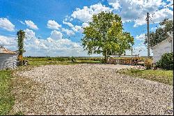 41251 K 99 Highway, Wamego KS 66547