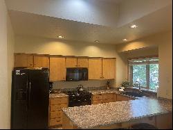 57327 Beaver Ridge Loop Unit 6, Sunriver OR 97707