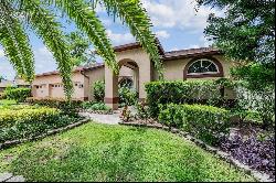 1800 Eagle Trace Boulevard, Palm Harbor FL 34685