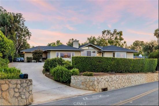 445 W Sunset Drive, Redlands CA 92373