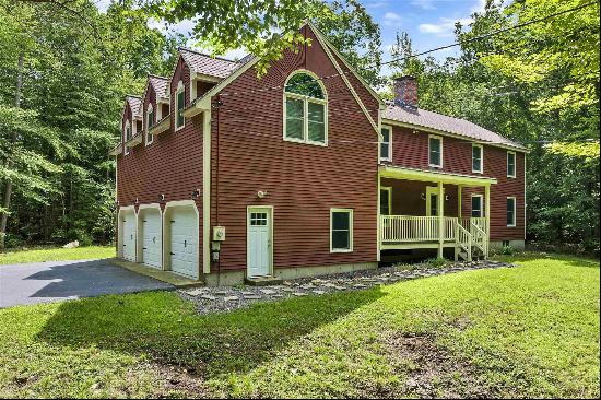 41 Taylor Drive, Brookline NH 03033