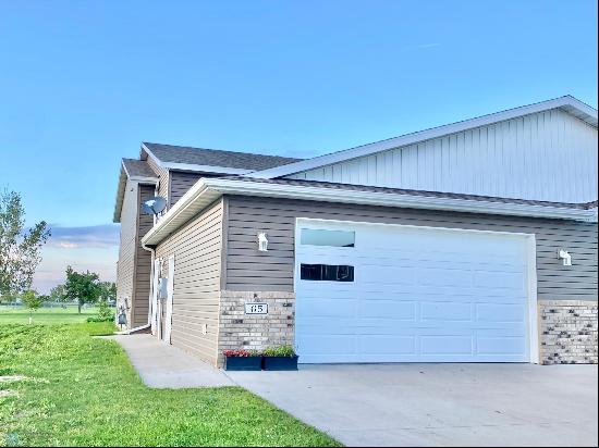 65 Cedar Drive, Mapleton ND 58059