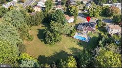 64 Colleen Circle, Ewing NJ 08638