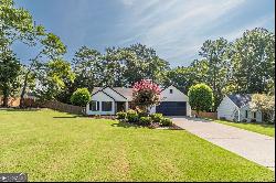 7725 Lazy River Lane, Cumming GA 30028