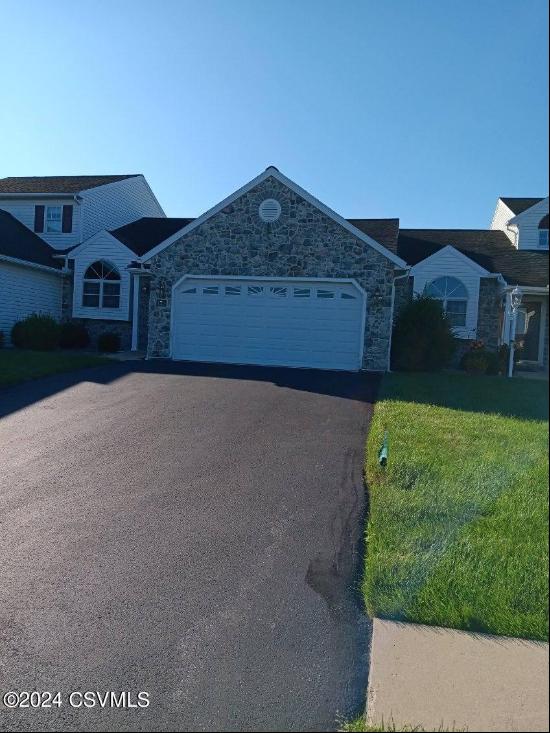 175 Meadow Green Drive, Mifflinburg PA 17844