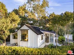 539 Periwinkle Lane, Santa Barbara CA 93108