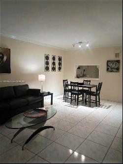 215 SE 3rd Ave Unit 104A, Hallandale Beach FL 33009