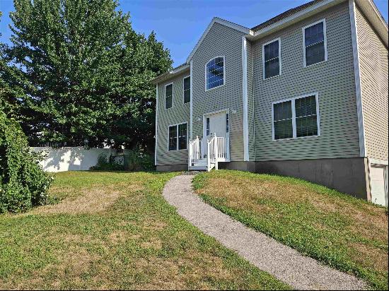 16 Shore Drive, Salem NH 03079