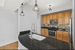 400 W Ontario Street #1607, Chicago IL 60654