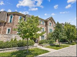 3045 George Savage Ave Unit 3, Oakville ON L6M0Y8