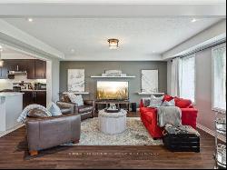 3045 George Savage Ave Unit 3, Oakville ON L6M0Y8