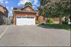 4489 Stonemill Crt, Mississauga ON L5V1E5