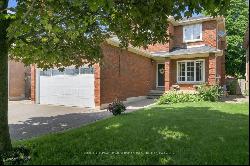 4489 Stonemill Crt, Mississauga ON L5V1E5