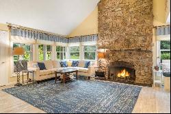 645 Woodhill Court, Harbor Springs MI 49740